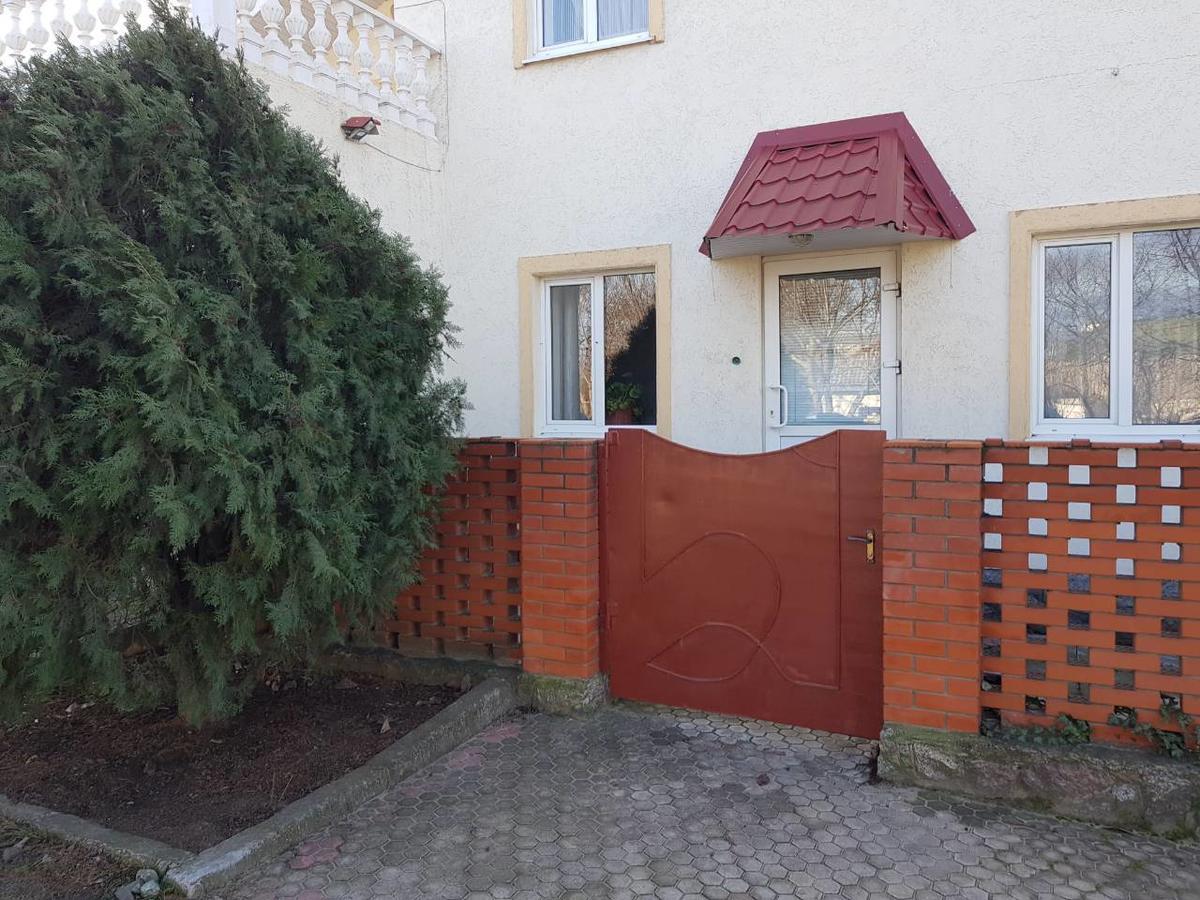 Отель "Natali" Mykolaiv Exterior photo